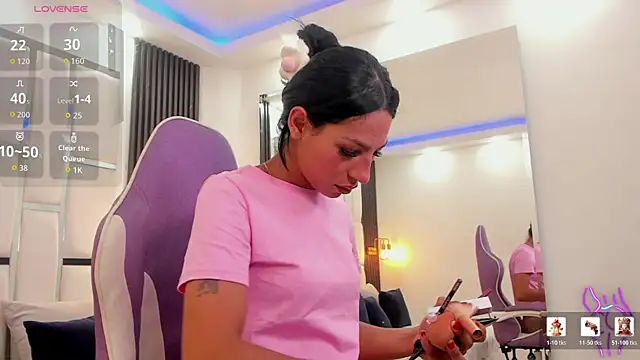 Maia Clark520 online show from 06-17-26, 06:20