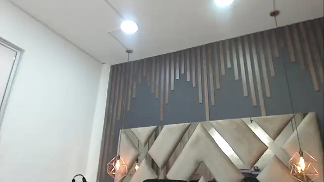 Snapshot of MartinaaFit chatting on 06-30-26, 12:06 MartinaaFit online show from 06-30-26, 12:06