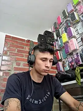 Snapshot of tom_latin chatting on 05-28-26, 06:49 tom latin online show from 05-28-26, 06:49