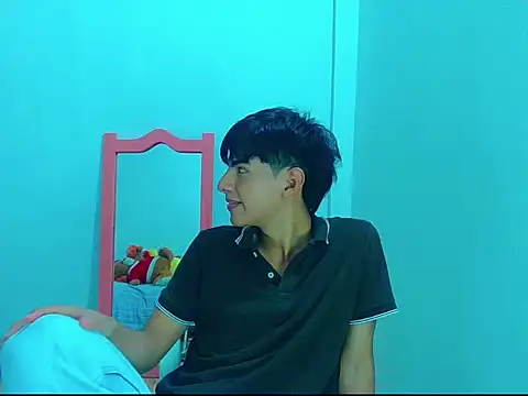 Snapshot of phuwin_bj chatting on 06-08-26, 06:47 phuwin bj online show from 06-08-26, 06:47