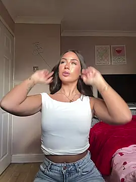 Lilywellsx online show from 06-04-26, 01:28