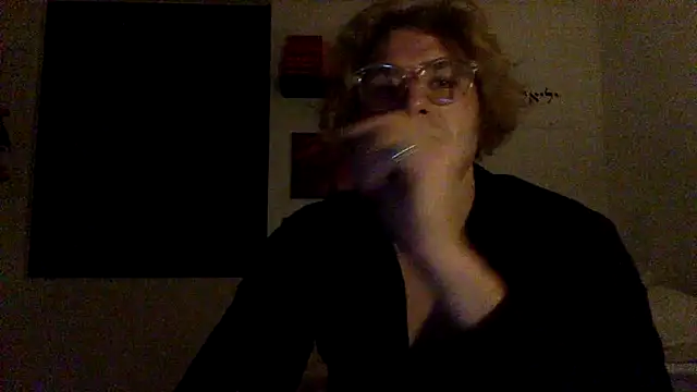 Snapshot of Sir_Jo chatting on 06-17-26, 10:10 Sir Jo online show from 06-17-26, 10:10