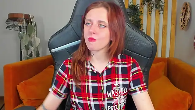 FreyaVeys online show from 07-04-26, 05:08