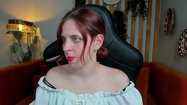 FreyaVeys online show from 07-11-26, 05:15
