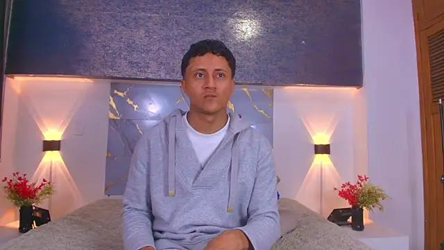 Thiago Nova online show from 06-23-26, 03:26