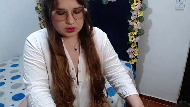 mary shucsika online show from 05-28-26, 03:04