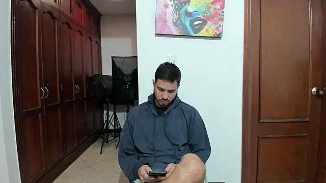 Snapshot of Mystic_temptation2 chatting on 06-19-26, 01:15 Mystic temptation2 online show from 06-19-26, 01:15