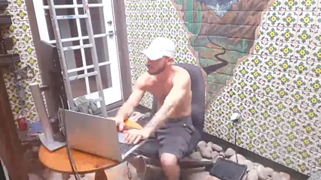 Snapshot of Clevername90 chatting on 03-29-26, 08:09 Clevername90 online show from 03-29-26, 08:09