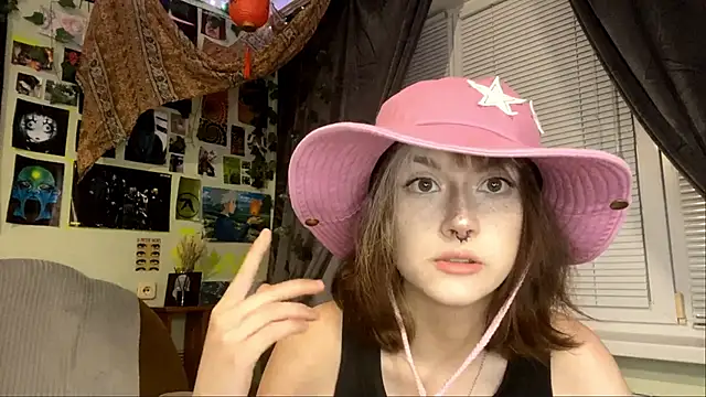 YourFavoriteAltgirl online show from 05-21-26, 09:33