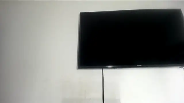 Fox Loves online show from 06-12-26, 05:28