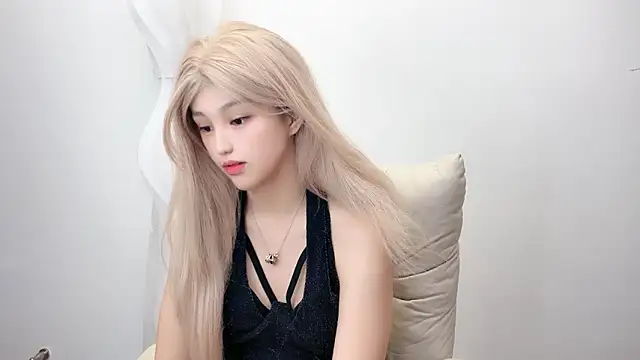 jiangjiang2005 online show from 06-28-26, 04:46