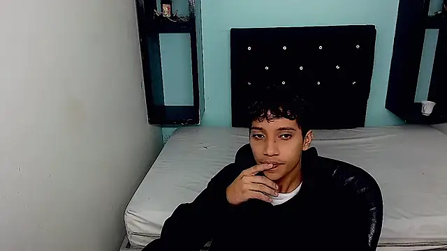 jl brayan12 online show from 06-17-26, 04:30