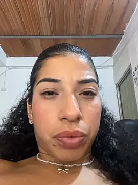Miily 0 online show from 06-25-26, 05:12