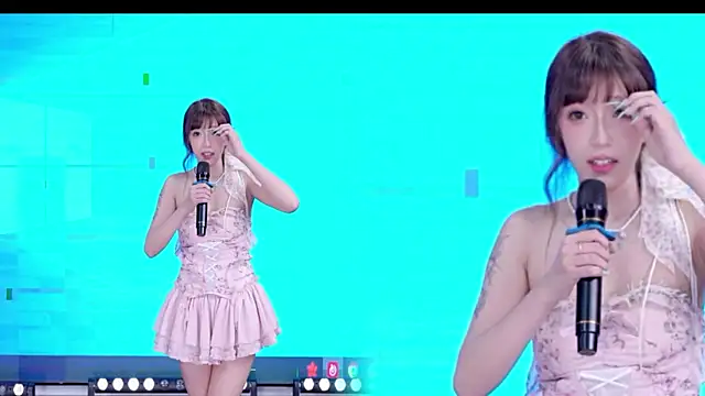 Snapshot of Xt-001 chatting on 06-11-26, 02:53 Xt-001 online show from 06-11-26, 02:53