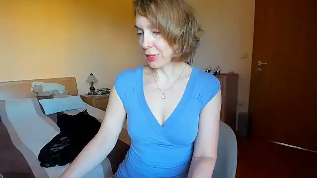 SummerLiza online show from 06-16-26, 02:52