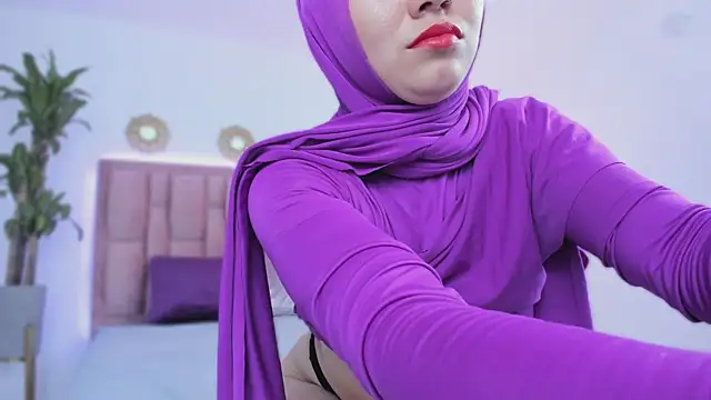 dalilaa   online show from 06-23-26, 04:38