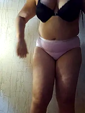 Lilass26 online show from 05-25-26, 02:06