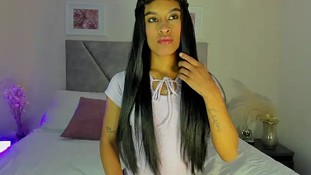 NicoleeJoness online show from 07-04-26, 12:55