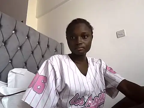 Hotgirl 2005 online show from 07-02-26, 06:30