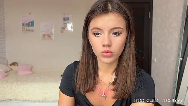 CuteNessy online show from 07-12-26, 08:49