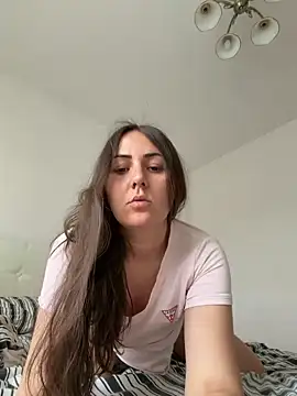 BrunetteNymph online show from 06-11-26, 07:39