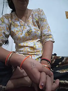 Snapshot of Neha-ji chatting on 05-31-26, 06:21 Neha-ji online show from 05-31-26, 06:21
