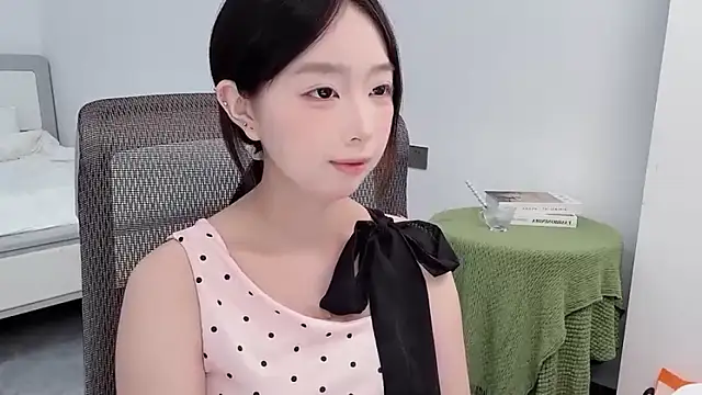 Yoyo33355 online show from 06-02-26, 02:57