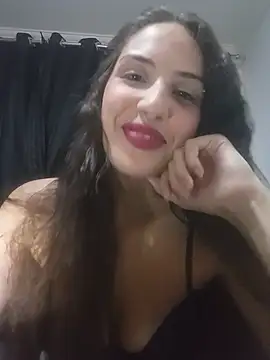 tchutchuquinha0106 online show from 05-28-26, 01:03