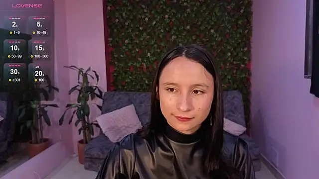 Snapshot of sexy_ailin chatting on 06-17-26, 10:50 sexy ailin online show from 06-17-26, 10:50