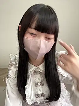 Snapshot of Reina_0129 chatting on 06-18-26, 06:57 Reina 0129 online show from 06-18-26, 06:57