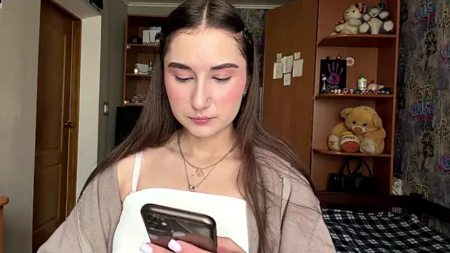 HoneyKittyk online show from 06-03-26, 11:13