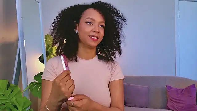 Tiana Toffee online show from 06-07-26, 01:04
