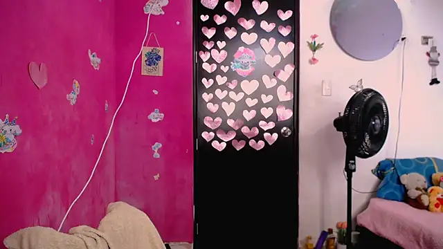 Snapshot of luna_ass12 chatting on 06-30-26, 03:24 luna ass12 online show from 06-30-26, 03:24