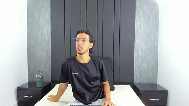 Snapshot of LEO_SANZ66 chatting on 07-07-26, 12:20 LEO SANZ66 online show from 07-07-26, 12:20