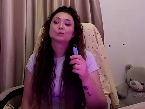 Lola Creolla online show from 05-27-26, 11:29