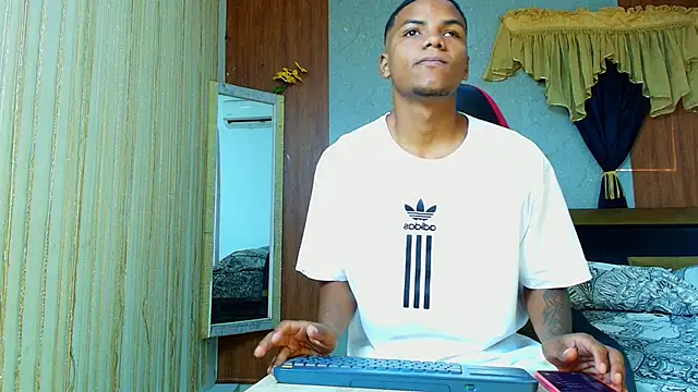 Snapshot of artur_collins_ chatting on 05-27-26, 09:12 artur collins online show from 05-27-26, 09:12