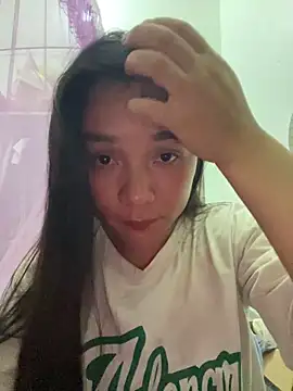 Luna-mi online show from 05-28-26, 01:30