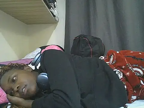 sexylittleprincess1 online show from 06-11-26, 08:29