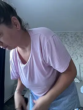 Snapshot of evaxxxcurvyxxx chatting on 07-13-26, 05:43 evaxxxcurvyxxx online show from 07-13-26, 05:43