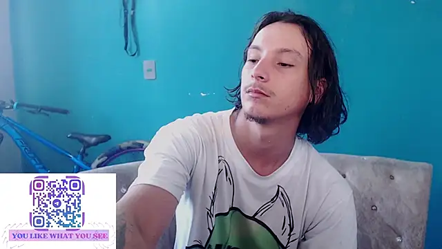 Snapshot of MrKingsaintx chatting on 06-27-26, 12:22 MrKingsaintx online show from 06-27-26, 12:22
