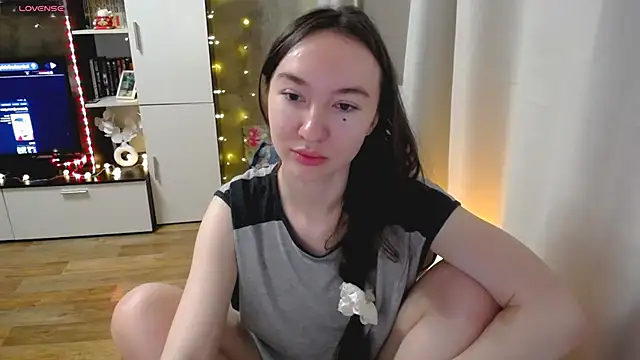 Maryana Ro online show from 03-15-26, 10:27