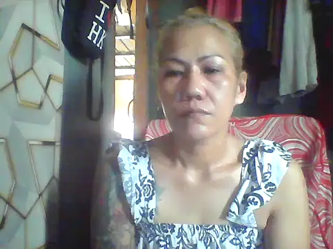 Snapshot of pinayheartaker chatting on 07-10-26, 12:48 pinayheartaker online show from 07-10-26, 12:48