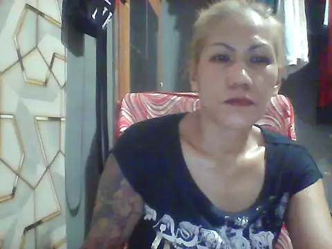 Snapshot of pinayheartaker chatting on 07-12-26, 04:09 pinayheartaker online show from 07-12-26, 04:09