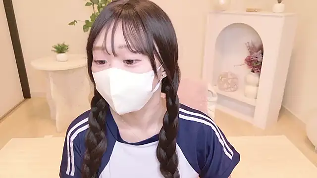 YURInya  online show from 06-26-26, 01:48