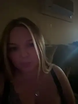 sexysabrina697 online show from 06-16-26, 11:40
