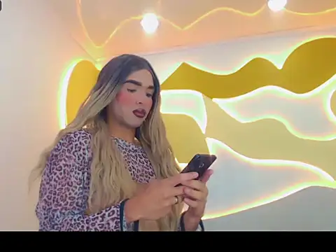 MaiteCandyxx online show from 06-17-26, 02:58