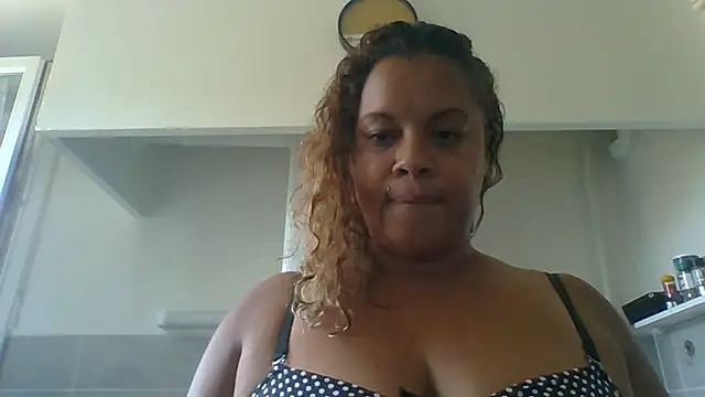 DOMINATRICESANDRA online show from 06-27-26, 02:23