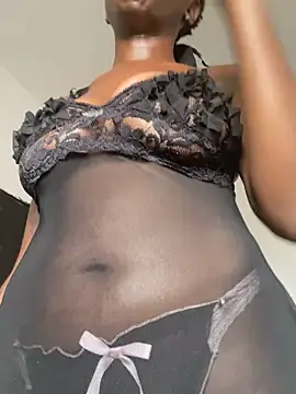 Honeybeespecial online show from 06-15-26, 03:36