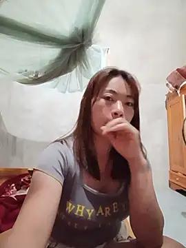 -Trinina- online show from 06-10-26, 03:55