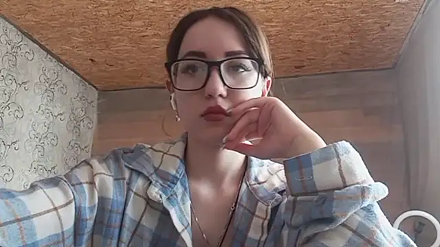 OliviaMoment online show from 06-07-26, 10:08